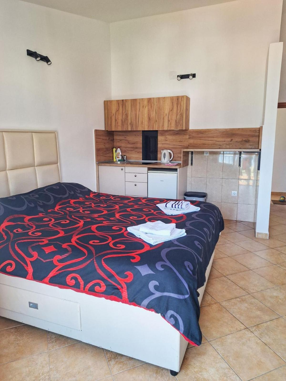 Apartmani Cupic Budva Exterior photo